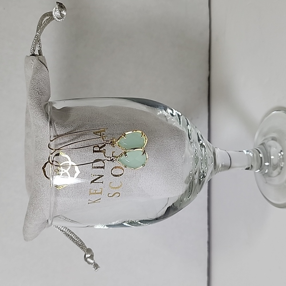 Kendra Scott Dee earrings